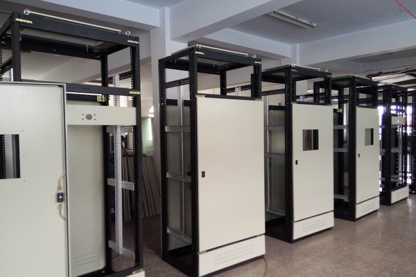 营山配电柜-3683厂家配电柜检修需要注意的